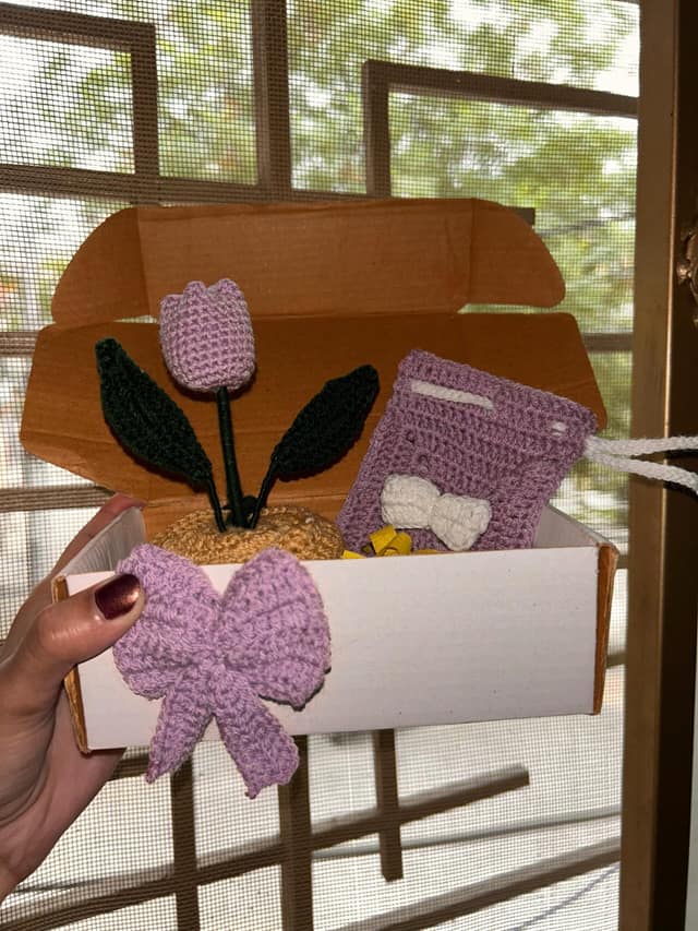 Threaded Treasure Gift Box